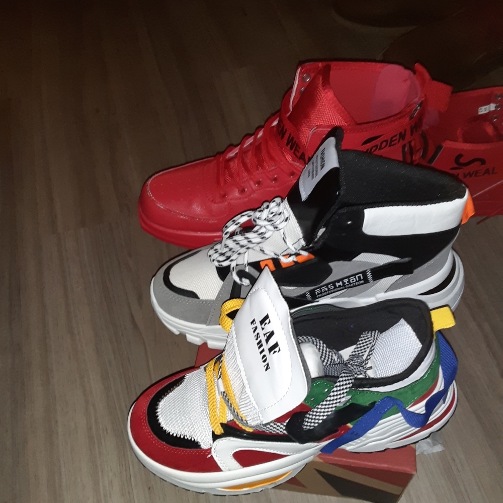 FASHION METRO SNEAKERS, GOT CLOTHES TOO
